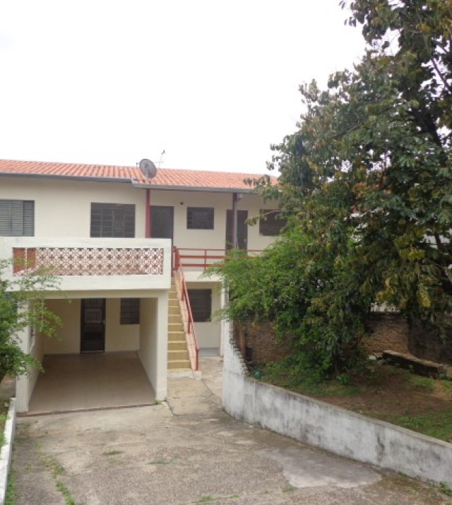 C1052 4.JPG